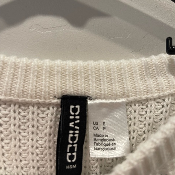 H & M Sweater cropped size small - Picture 3 of 3